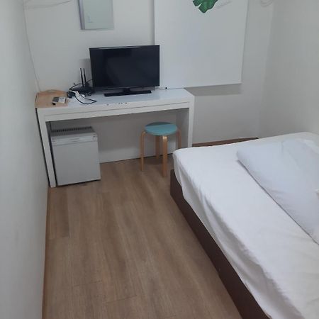 Elo Hostel Seoul Exterior photo